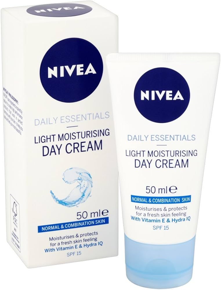 Nivea Visage Light Moisturising Day Cream 50ml