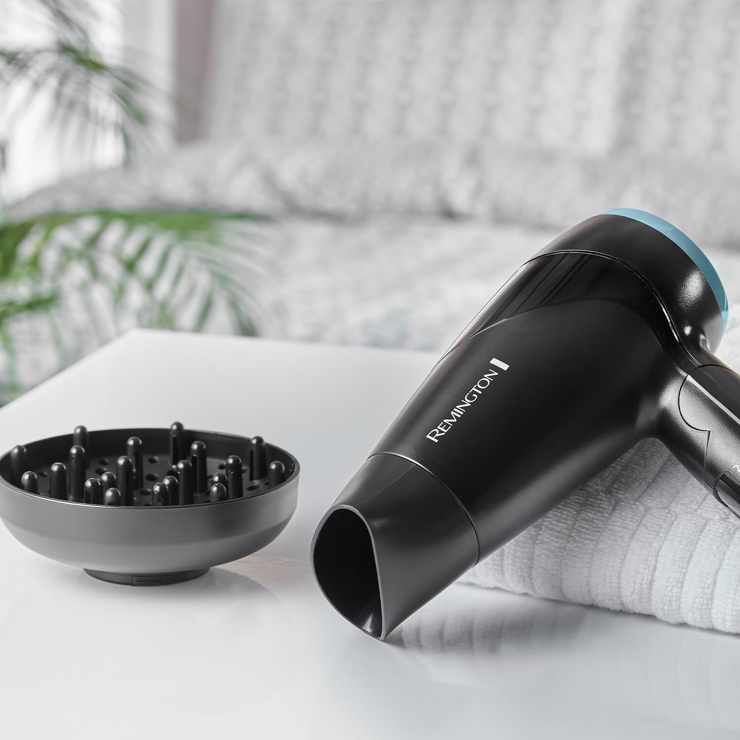 Remington On The Go D1500 Compact Hair Dryer Black