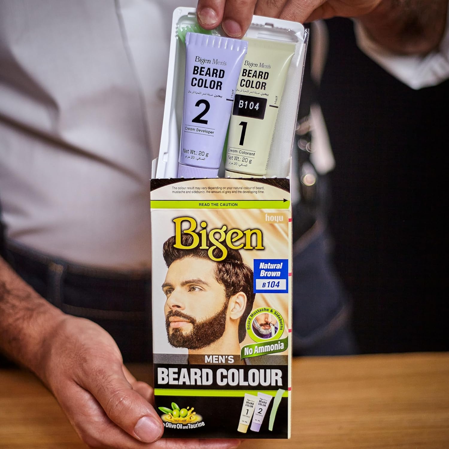 Bigen Mens Beard Colour Brown Black B102
