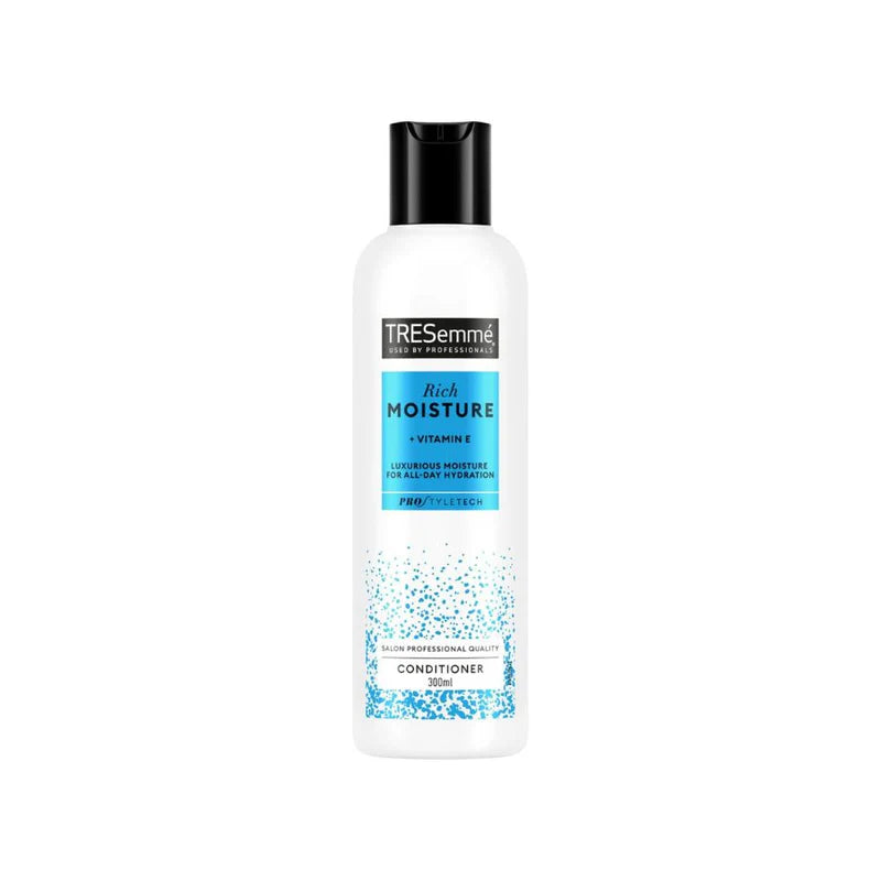 TRESemmé Moisture Rich Conditioner with Vitamin E for Dry Damaged Hair 300/900ml