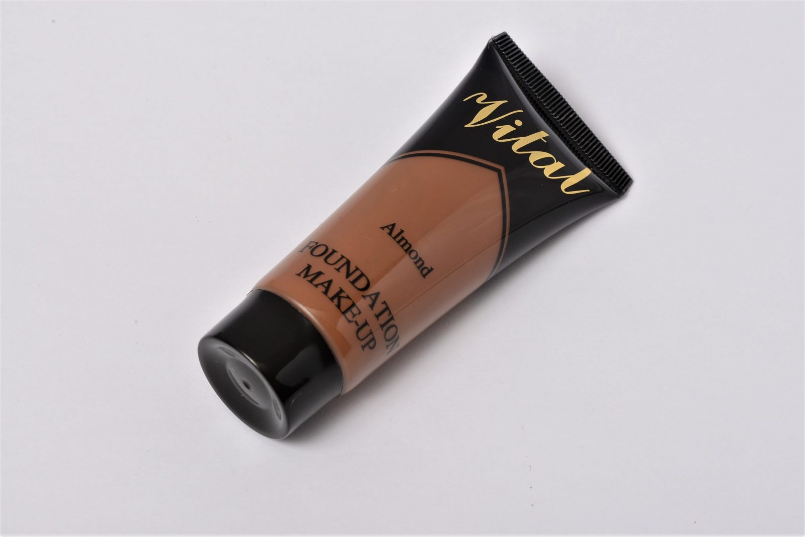 Vital Makeup Liquid Foundation Make Up Almond 40ml