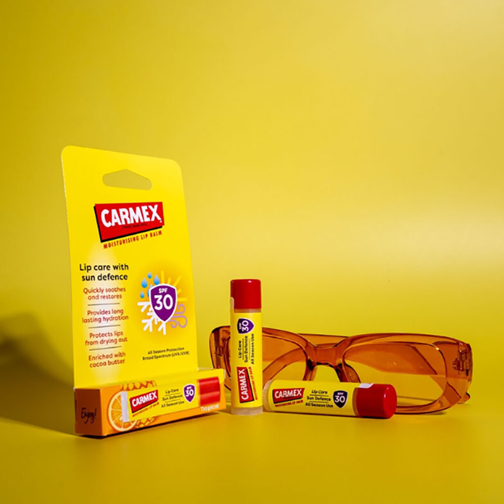 Carmex  Moisturising Lip Balm Tube Tropical