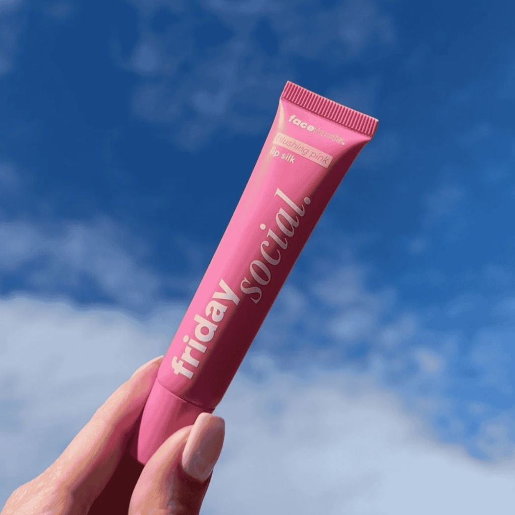Face Facts  Friday Social Lip Silk Blushing Pink