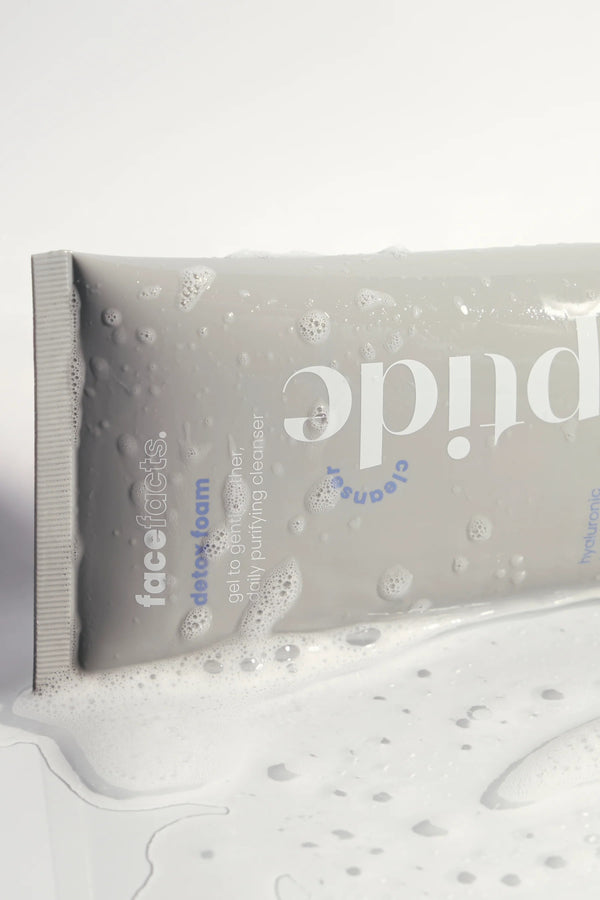 Face Facts  Peptide Detox Foam Cleanser With Hyaluronic Acid And Niacinamide