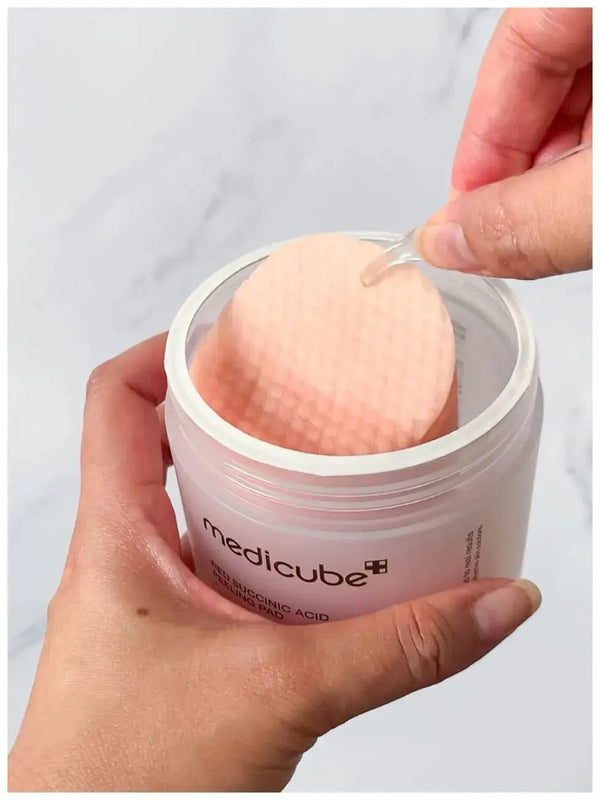 Medicube  Red Succinic Acid Peeling Pad