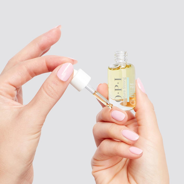OPI  Nature Strong Glow Up Nail And Cuticle Oil
