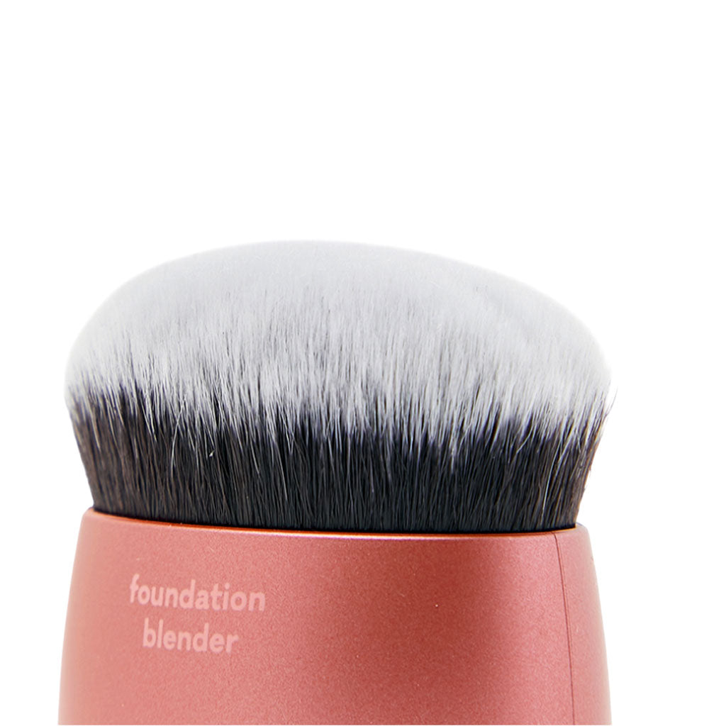Real Techniques  Face Foundation Blender