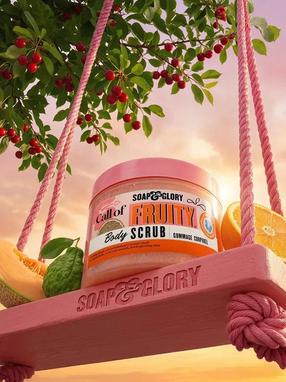 Soap And Glory  Call Of Fruity Body Scrub