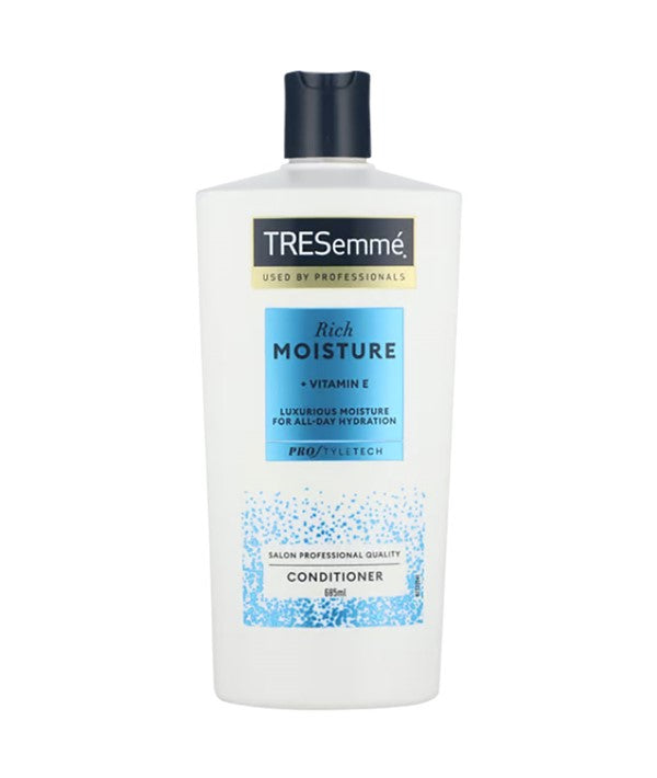 TRESemme  Rich Moisture Vitamin E Conditioner